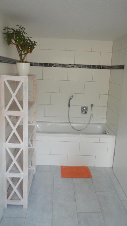 Ferienwohnung Burgblick Im Neuffener Tal Mit Sauna Und Wallbox Frickenhausen  Kültér fotó