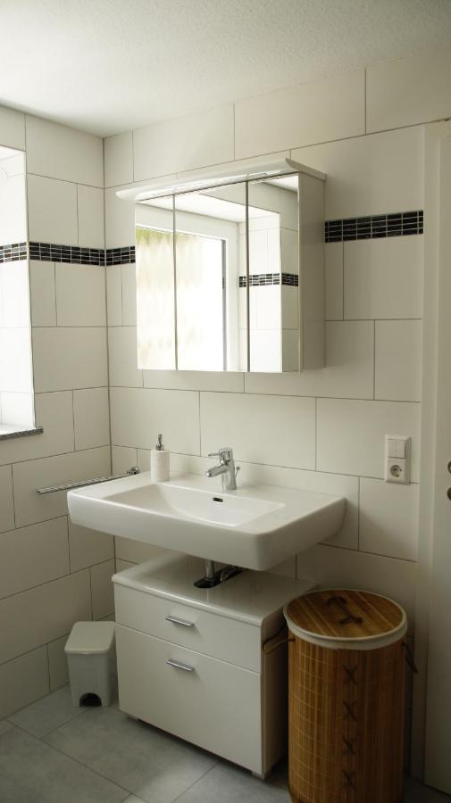 Ferienwohnung Burgblick Im Neuffener Tal Mit Sauna Und Wallbox Frickenhausen  Kültér fotó