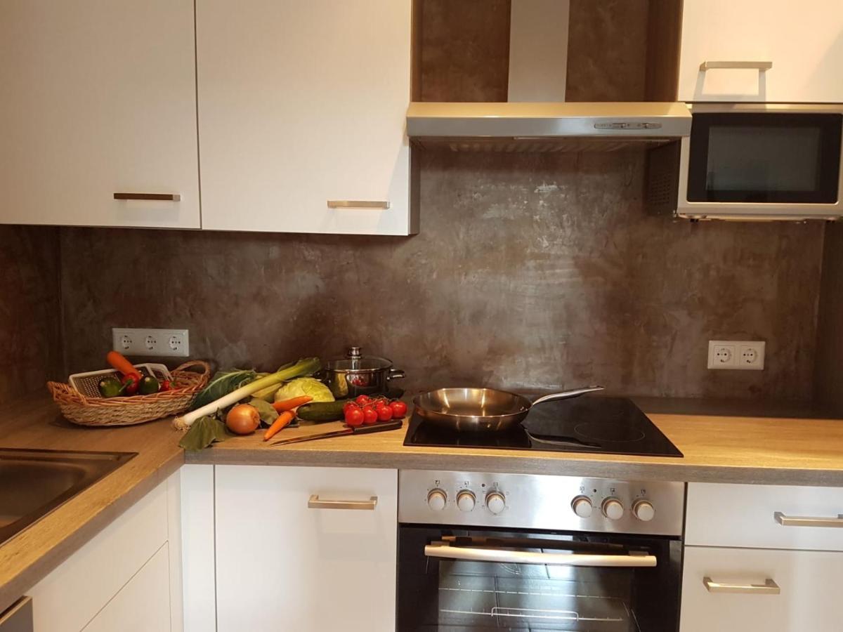 Ferienwohnung Burgblick Im Neuffener Tal Mit Sauna Und Wallbox Frickenhausen  Kültér fotó