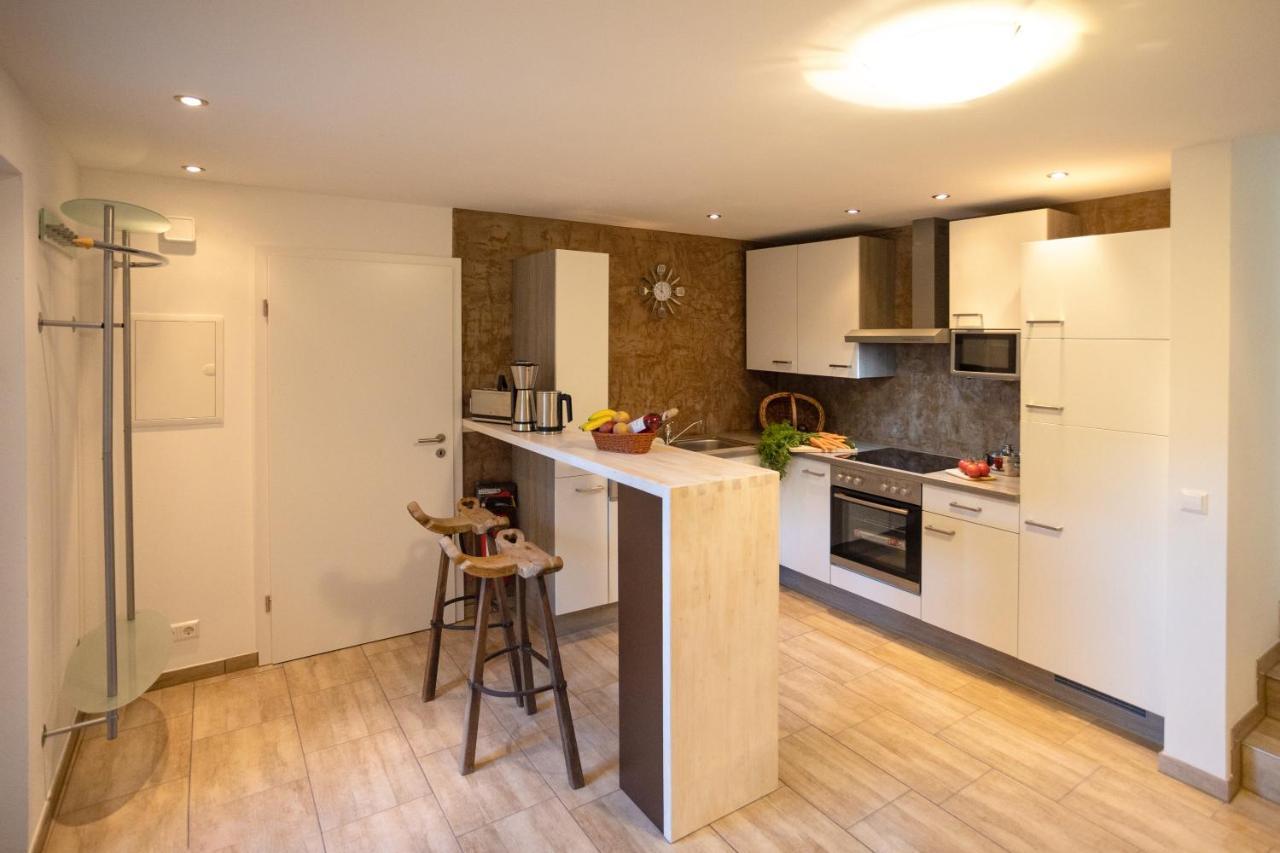 Ferienwohnung Burgblick Im Neuffener Tal Mit Sauna Und Wallbox Frickenhausen  Kültér fotó