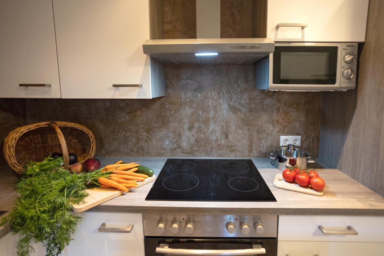 Ferienwohnung Burgblick Im Neuffener Tal Mit Sauna Und Wallbox Frickenhausen  Kültér fotó