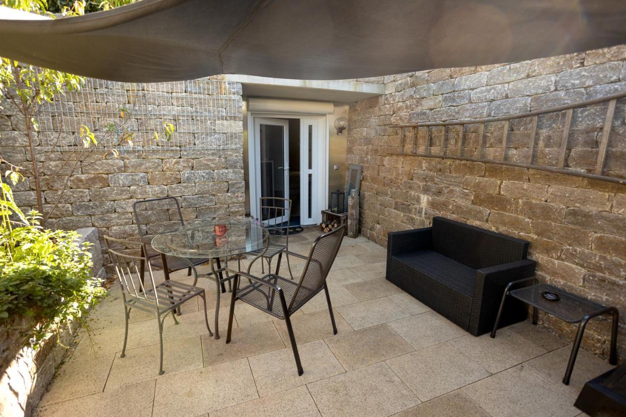 Ferienwohnung Burgblick Im Neuffener Tal Mit Sauna Und Wallbox Frickenhausen  Kültér fotó