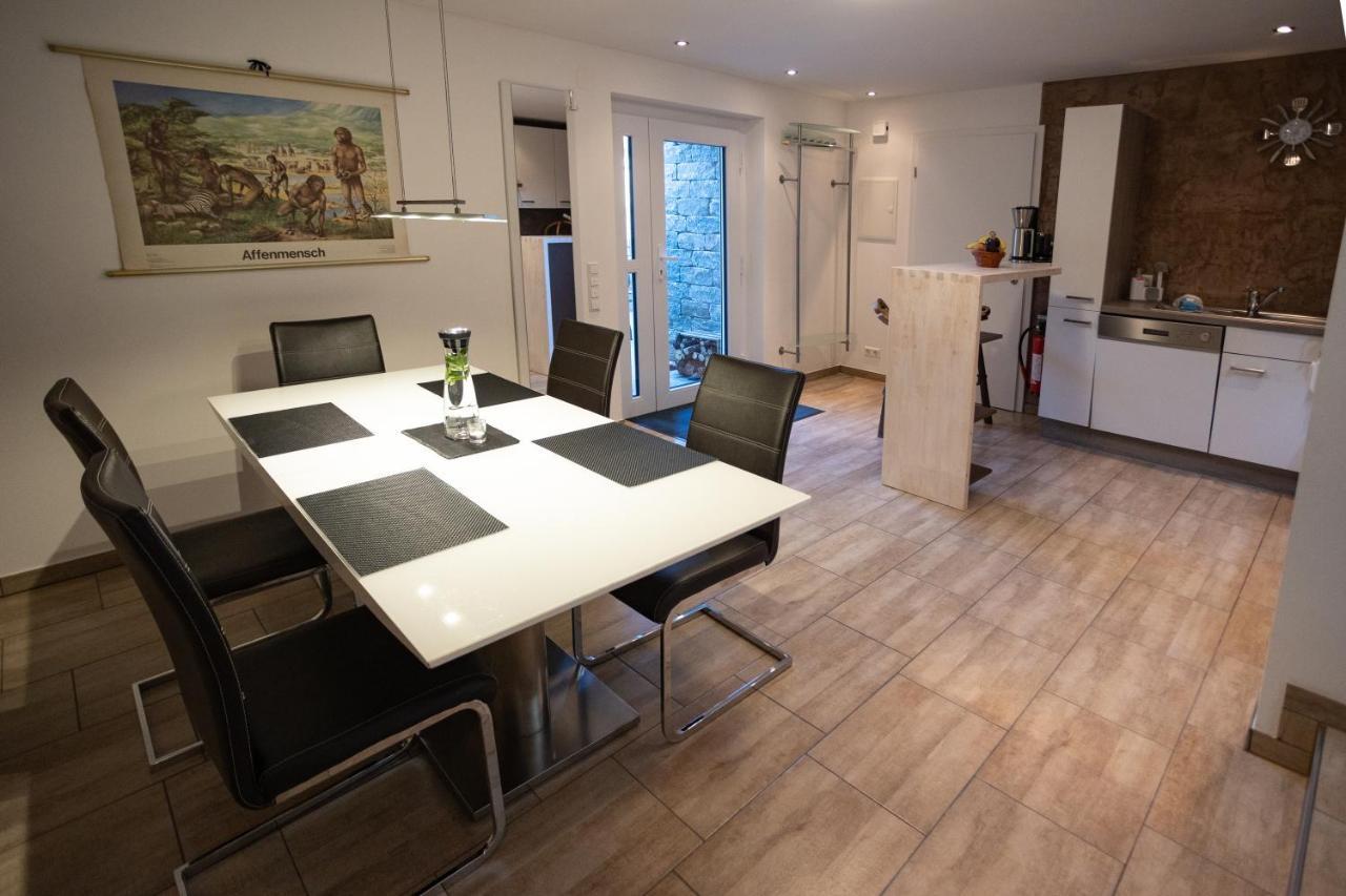 Ferienwohnung Burgblick Im Neuffener Tal Mit Sauna Und Wallbox Frickenhausen  Kültér fotó